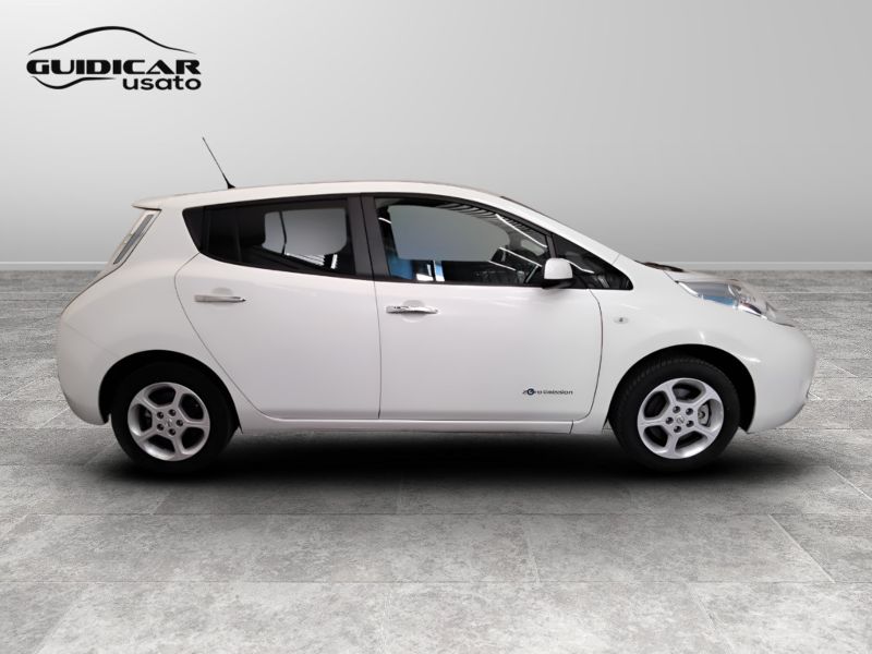 GuidiCar - NISSAN Leaf 2017 Leaf Acenta 30kW 109cv my17 Usato