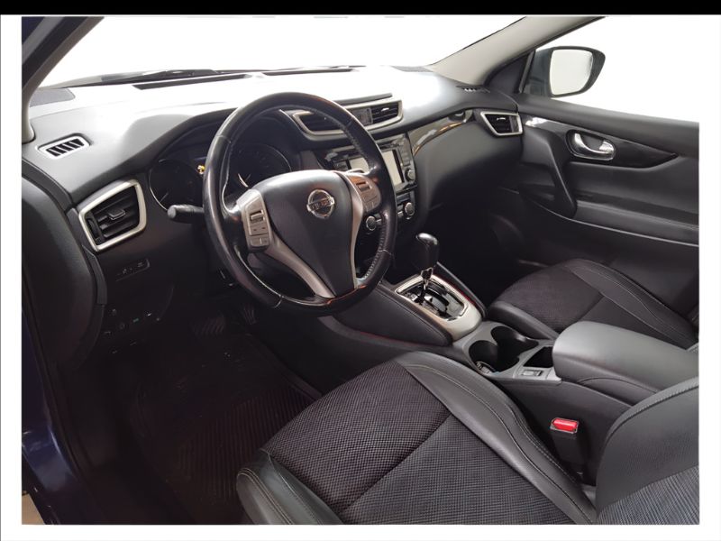 GuidiCar - NISSAN Qashqai 2015 Qashqai 1.6 dci Tekna 2wd 130cv xtronic Usato