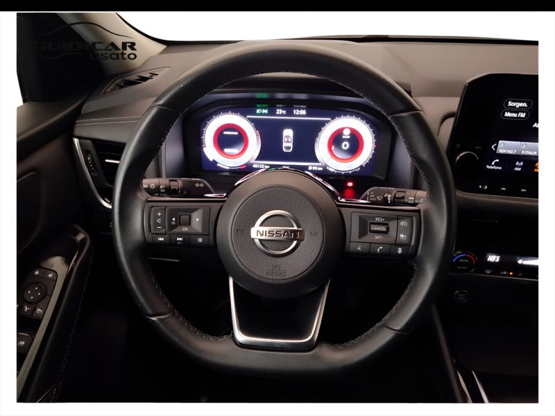 GuidiCar - NISSAN Qashqai 2021 Qashqai 1.3 mild hybrid N-Connecta 2wd 140cv Usato