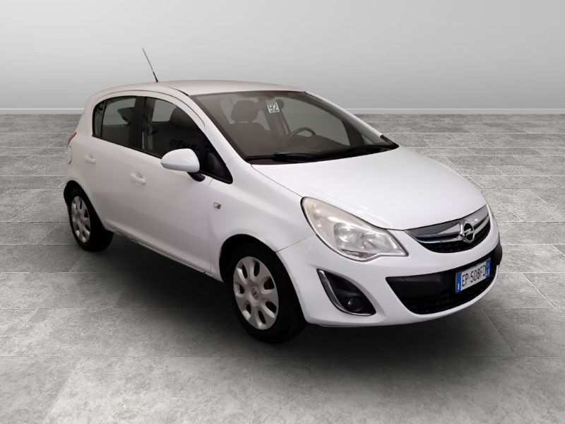 GuidiCar - OPEL Corsa IV 2010 2012 Corsa 1.2 Club Gpl-tech 85cv 5p Usato