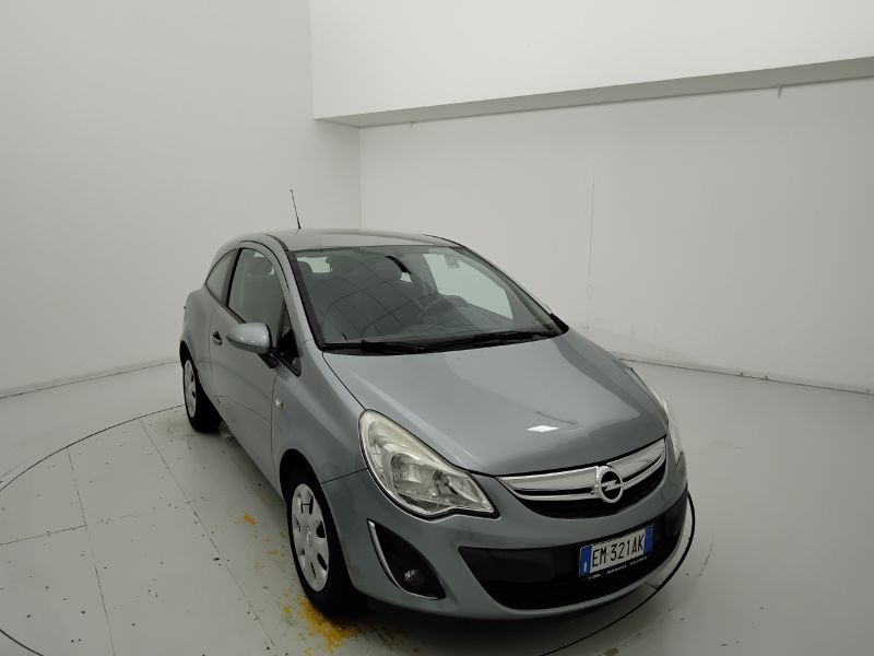 GuidiCar - OPEL Corsa 2012 Corsa 1.2 Edition (elective) Gpl-tech 85cv 3p Usato