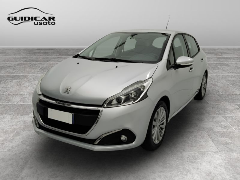 GuidiCar - PEUGEOT 208 2018 208 1.2 puretech Allure 82cv 5p Usato