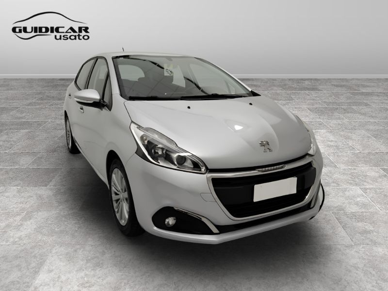 GuidiCar - PEUGEOT 208 I 2015 2018 208 1.2 puretech Allure 82cv 5p Usato