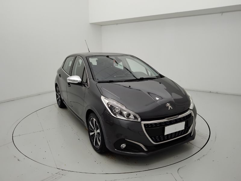 GuidiCar - PEUGEOT 208 I 2015 2017 208 1.6 bluehdi Allure 75cv 5p Usato