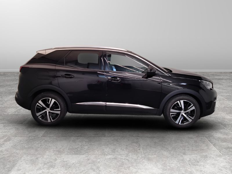 GuidiCar - PEUGEOT 3008 II 2016 2016 3008 1.6 bluehdi Business s&s 120cv Usato