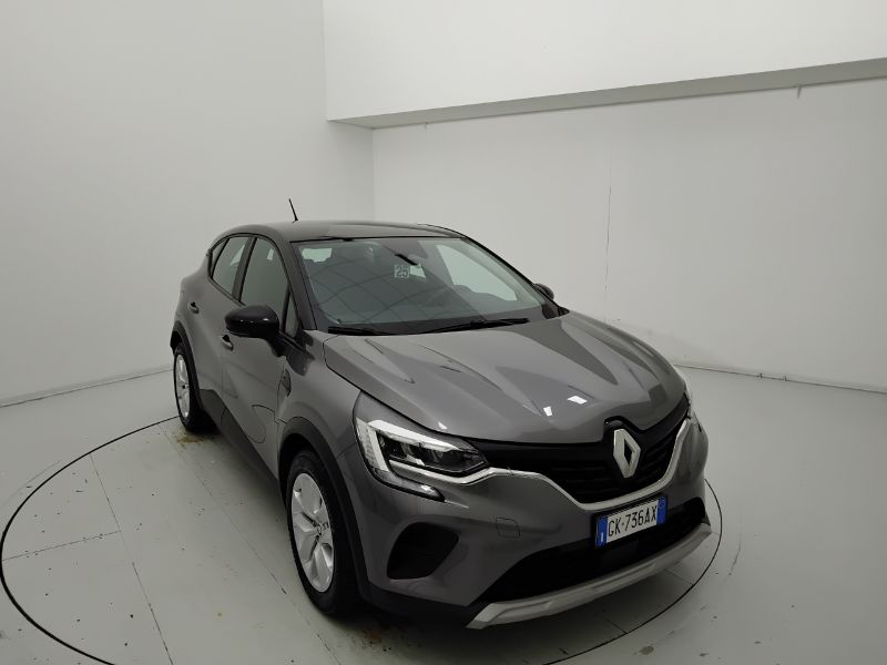 GuidiCar - RENAULT Captur 2022 Captur 1.6 hybrid Zen E-Tech 145cv auto Usato