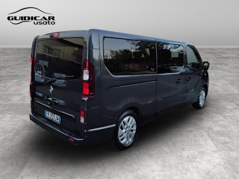 GuidiCar - RENAULT Trafic 4ª serie 2018 Trafic 4ª serie - Trafic T29 1.6 dCi 125CV S&S PL-TN Spacecl Usato