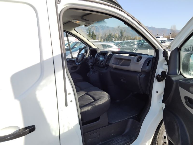 GuidiCar - RENAULT Trafic 2016 trafic T29 1.6 dci 120cv L2H2 S&S E5b+ Usato