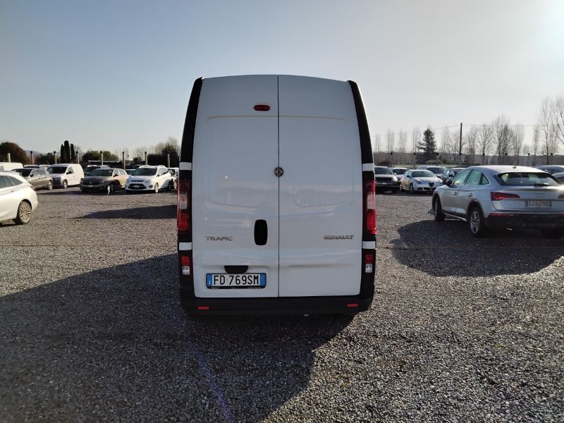 GuidiCar - RENAULT Trafic 2016 trafic T29 1.6 dci 120cv L2H2 S&S E5b+ Usato