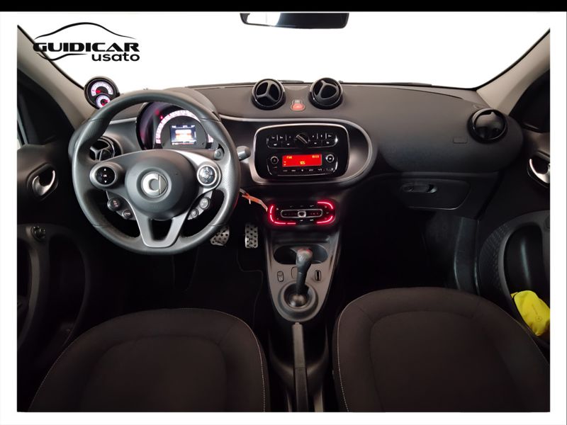 GuidiCar - SMART Forfour 2019 Forfour 0.9 t. Passion 90cv twinamic my18 Usato