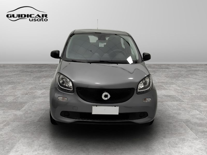 GuidiCar - SMART Forfour 2016 Forfour 0.9 t. Passion 90cv twinamic Usato