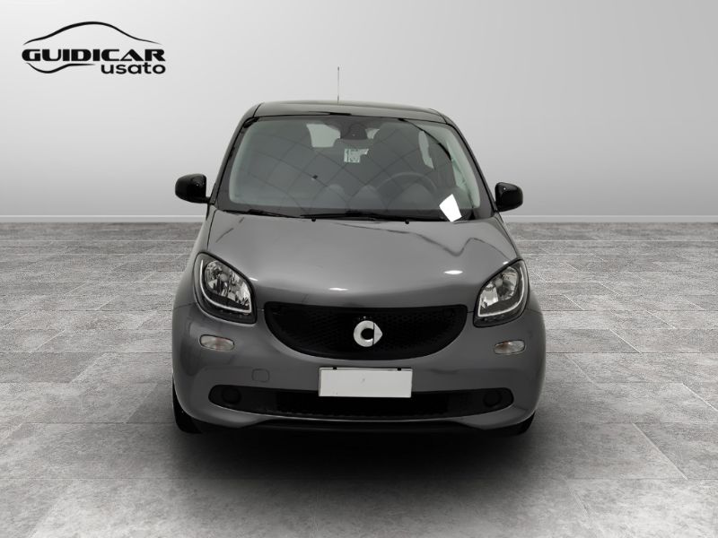 GuidiCar - SMART Forfour II 2015 2016 Forfour 0.9 t. Passion 90cv twinamic Usato