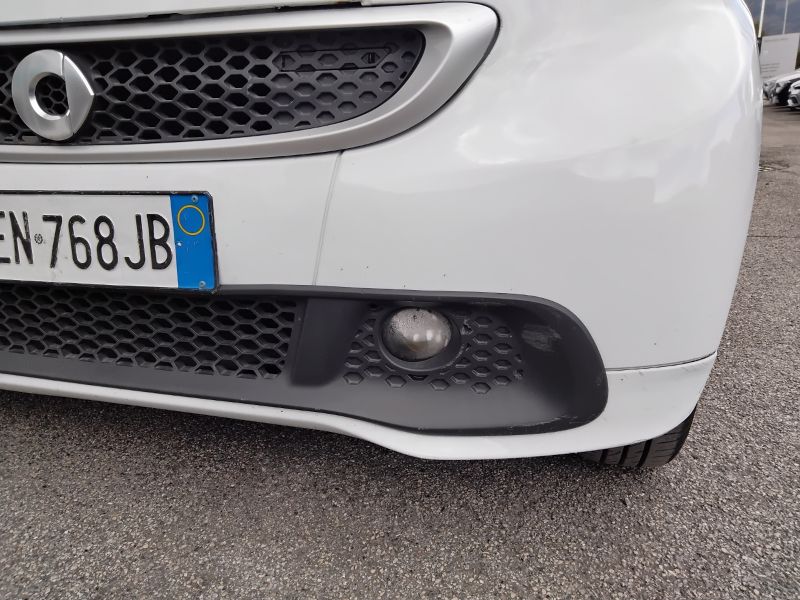 GuidiCar - SMART Fortwo 2012 Fortwo 0.8 cdi Pulse 54cv FL Usato