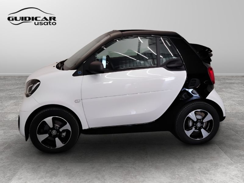 GuidiCar - SMART Fortwo III 2020 Cabrio 2021 Fortwo Cabrio eq Passion 22kW Usato