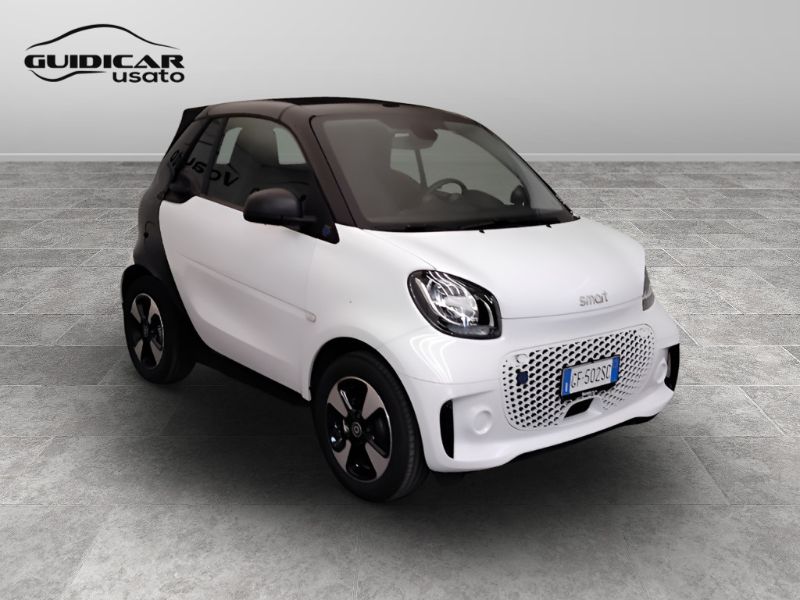 GuidiCar - SMART Fortwo III 2020 Cabrio 2021 Fortwo Cabrio eq Passion 22kW Usato