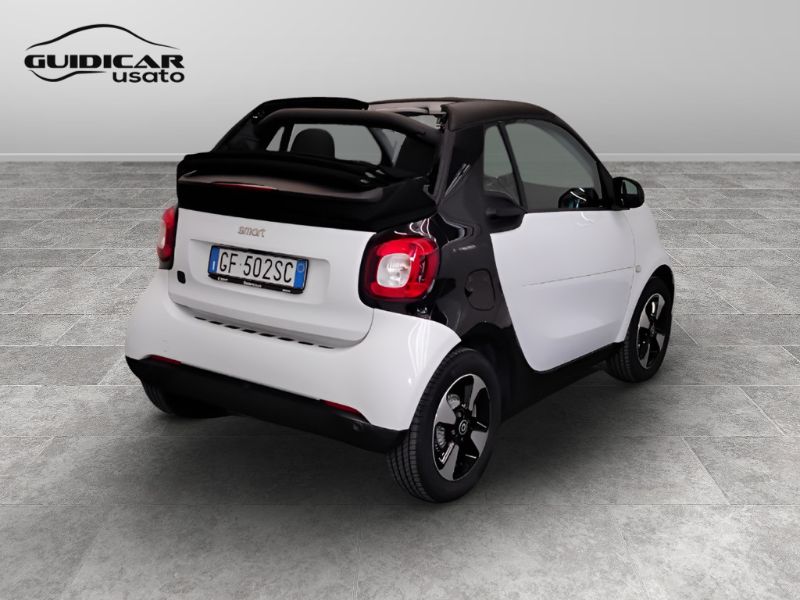 GuidiCar - SMART Fortwo III 2020 Cabrio 2021 Fortwo Cabrio eq Passion 22kW Usato