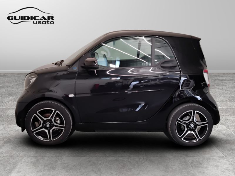 GuidiCar - SMART Fortwo III 2020 2021 Fortwo eq Berlin Black Passion 22kW Usato