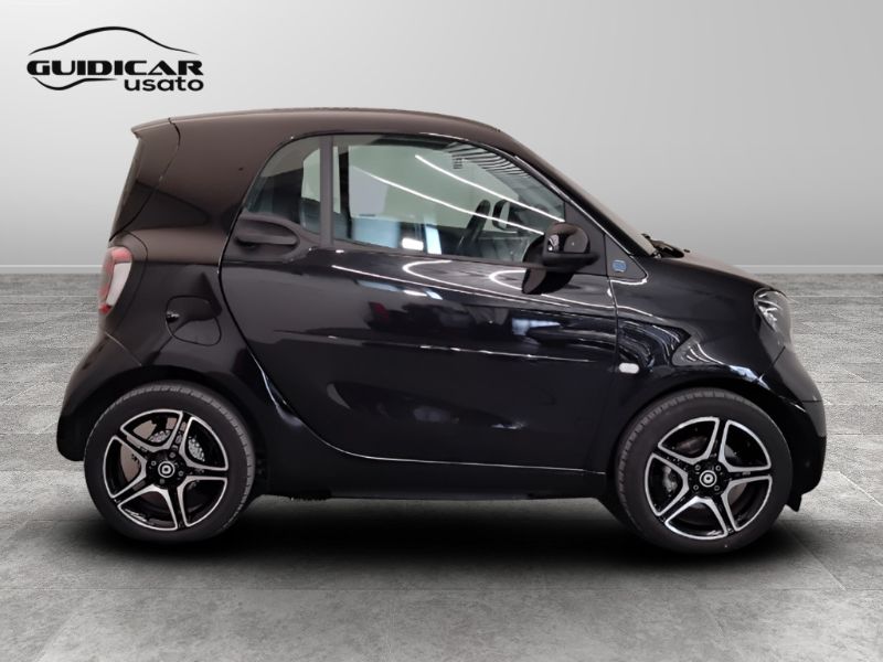 GuidiCar - SMART Fortwo III 2020 2021 Fortwo eq Berlin Black Passion 22kW Usato