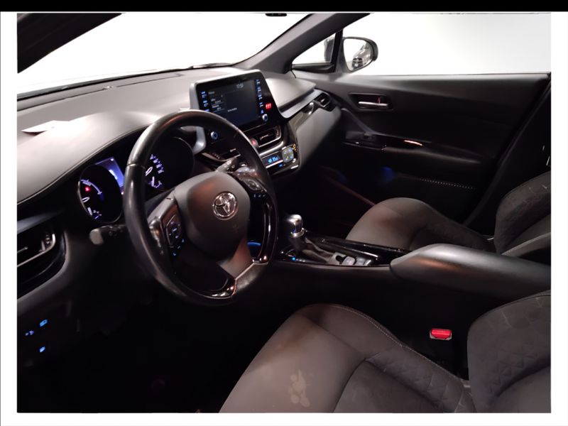 GuidiCar - TOYOTA C-HR 2020 C-HR 2.0h Comfort e-cvt Usato