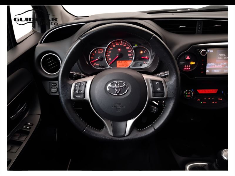 GuidiCar - TOYOTA Yaris 2014 Yaris 1.4 d-4d Lounge 5p Usato