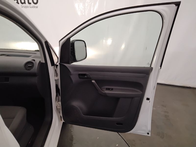 GuidiCar - VOLKSWAGEN INDUSTRIALI Caddy 2014 caddy 2.0 ecofuel van Usato