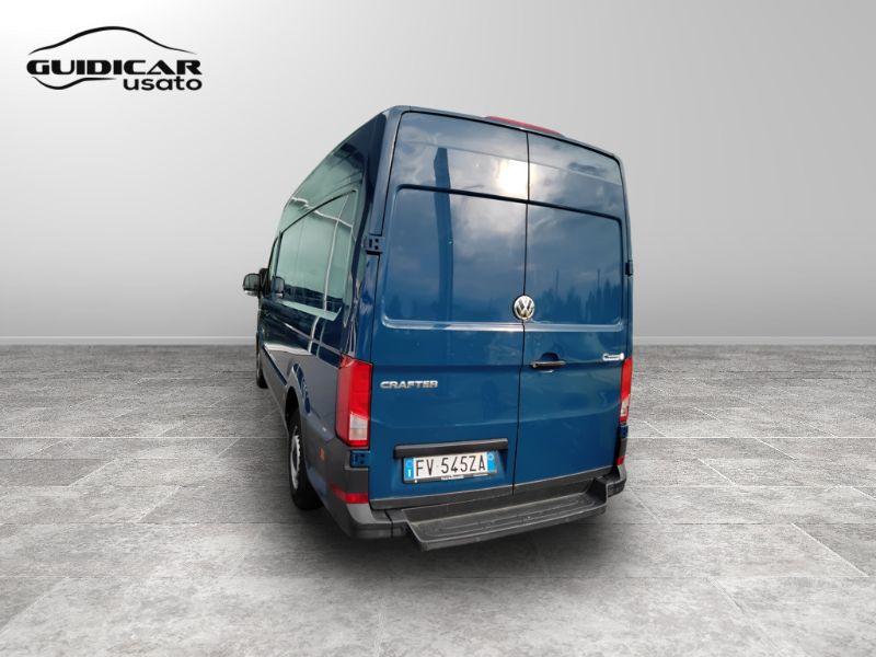 GuidiCar - VOLKSWAGEN Crafter 2019 crafter 30 2.0 tdi 140cv L3H3 Business Usato