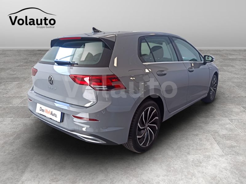 GuidiCar - VOLKSWAGEN Golf VIII 2020 2022 Golf 1.5 tgi Style 130cv Aziendale