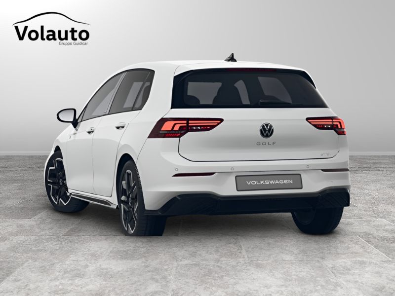 GuidiCar - VOLKSWAGEN Nuova Golf Edition Plus 1 Golf 2.0 tdi R-Line 150cv dsg Nuovo