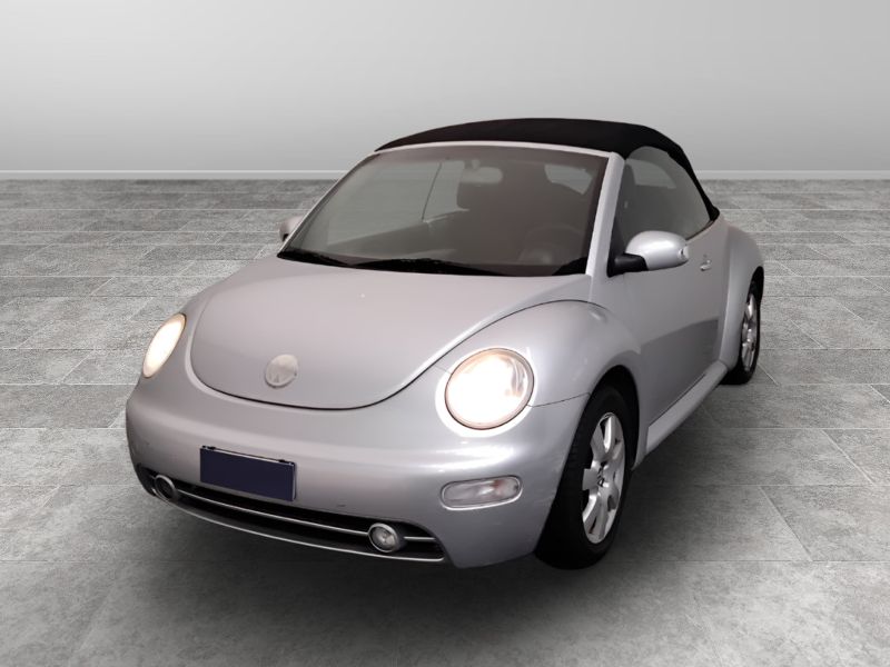 GuidiCar - VOLKSWAGEN Maggiolino 2004 New Beetle Cabrio 1.6 Usato