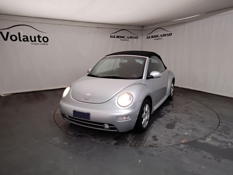 GuidiCar - VOLKSWAGEN Maggiolino 2004 New Beetle Cabrio 1.6 Usato