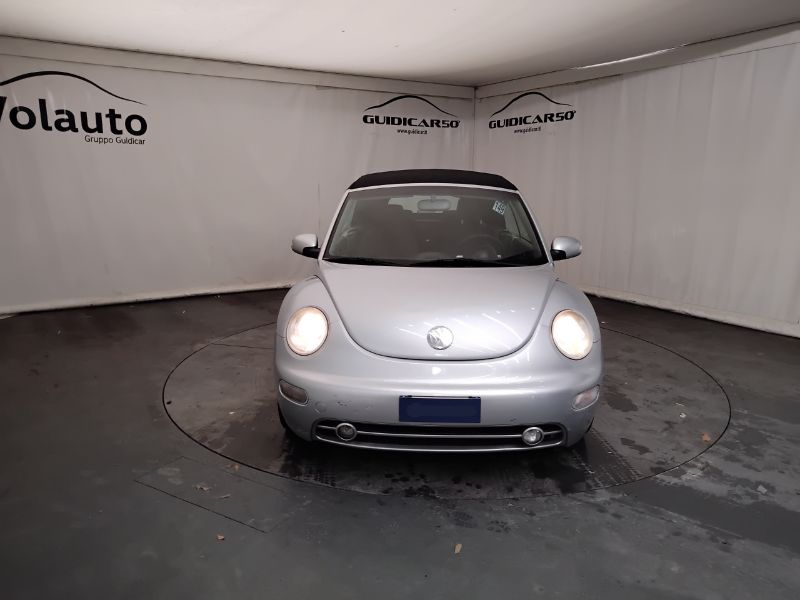 GuidiCar - VOLKSWAGEN Maggiolino 2004 New Beetle Cabrio 1.6 Usato