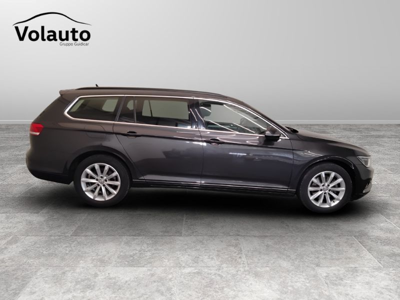 GuidiCar - VOLKSWAGEN Passat 8ª serie 2018 Passat 8ª serie - Passat Variant 1.6 TDI Business BlueMotion Usato