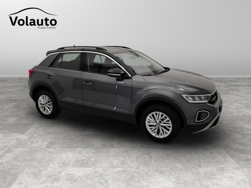 GuidiCar - VOLKSWAGEN T-Roc 2023 T-Roc 1.5 tsi act Life dsg Usato