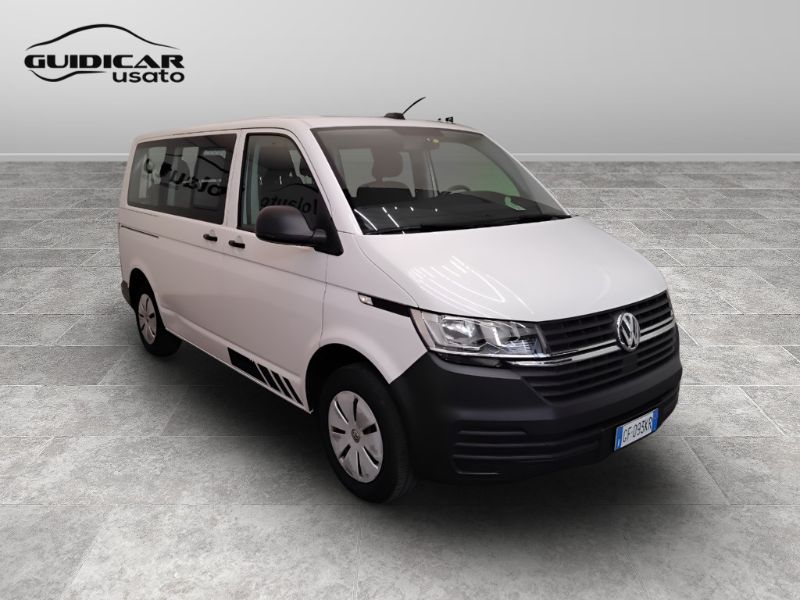 GuidiCar - VOLKSWAGEN T6.1 Transporter 30 2021 T6.1 Transporter 30 2.0 tdi 150cv kombi p.c. Usato