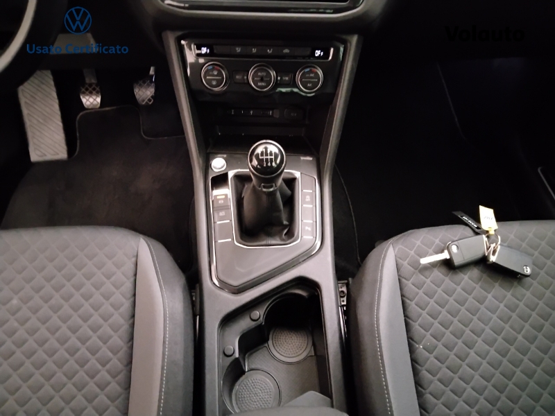 GuidiCar - VOLKSWAGEN Tiguan 2ª serie 2017 Tiguan 2ª serie - Tiguan 1.6 TDI SCR Business BlueMotion Tec Usato
