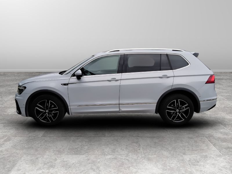 GuidiCar - VOLKSWAGEN Tiguan 2018 Tiguan Allspace 2.0 tdi Advanced R-Line Exterior Pack 4motion 150cv 7p.ti dsg Usato