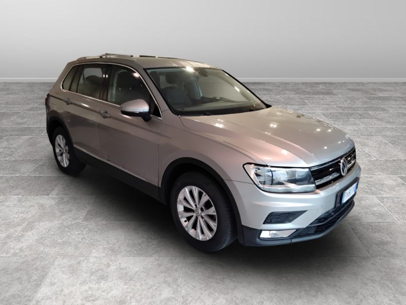 GuidiCar - VOLKSWAGEN Tiguan 2017 Tiguan 2.0 tdi Business 4motion 150cv dsg Usato