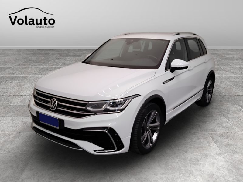 GuidiCar - VOLKSWAGEN Tiguan 2020 Tiguan 1.5 tsi act R-Line 150cv dsg Usato