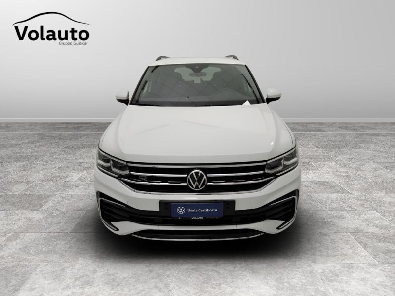 GuidiCar - VOLKSWAGEN Tiguan II 2021 2021 Tiguan 1.5 tsi act R-Line 150cv dsg Usato