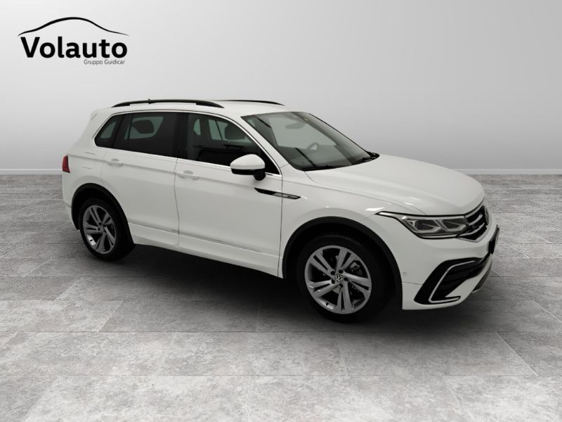 GuidiCar - VOLKSWAGEN Tiguan 2021 Tiguan 1.5 tsi act R-Line 150cv dsg Usato