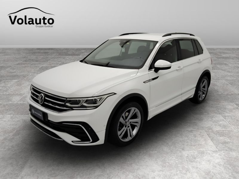 GuidiCar - VOLKSWAGEN Tiguan 2021 Tiguan 1.5 tsi act R-Line 150cv dsg Usato