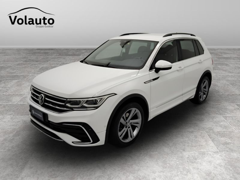 GuidiCar - VOLKSWAGEN Tiguan 2021 Tiguan 1.5 tsi act R-Line 150cv dsg Usato