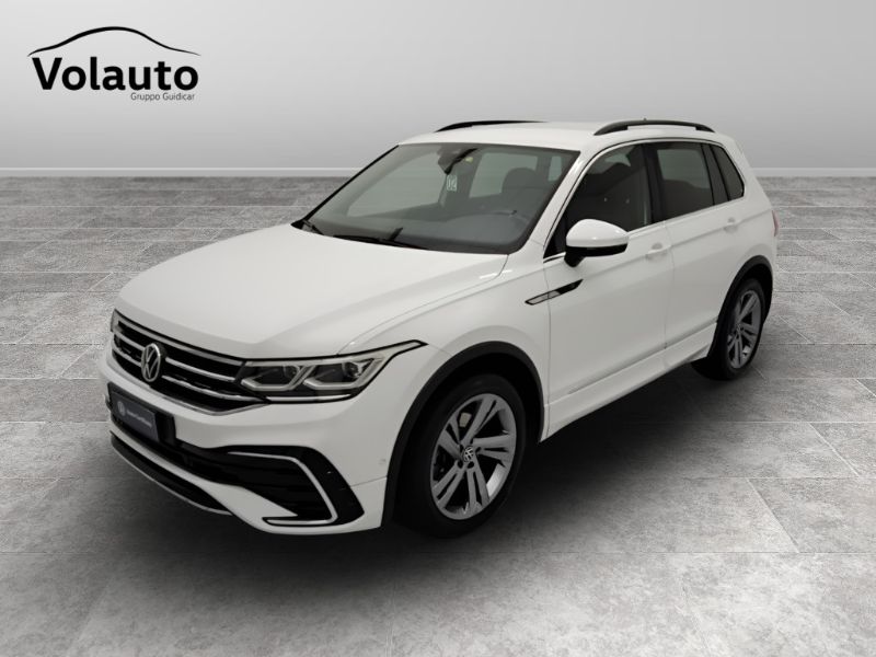 GuidiCar - VOLKSWAGEN Tiguan 2021 Tiguan 1.5 tsi act R-Line 150cv dsg Usato