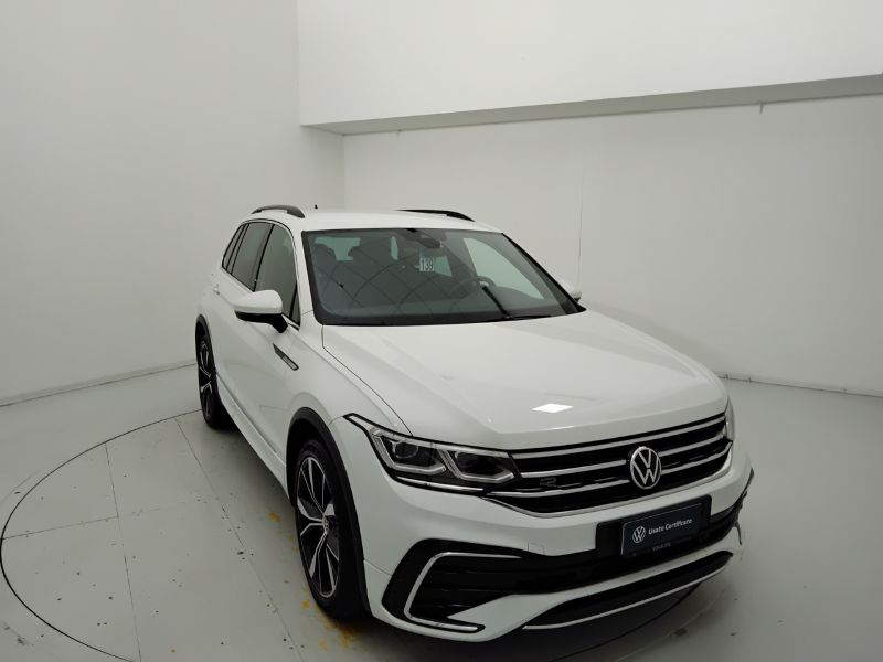 GuidiCar - VOLKSWAGEN Tiguan 2021 Tiguan 1.5 tsi act R-Line 150cv dsg Usato