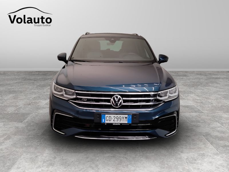 GuidiCar - VOLKSWAGEN Tiguan 2021 Tiguan 2.0 tdi scr R-Line 150cv dsg Usato