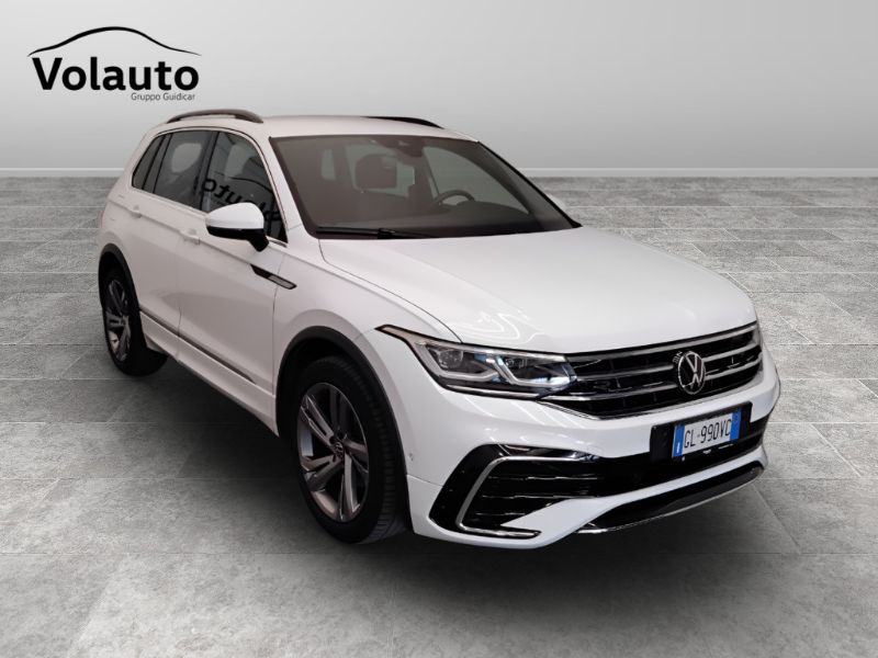 GuidiCar - VOLKSWAGEN Tiguan 2023 Tiguan 2.0 tdi scr R-Line 150cv dsg Usato