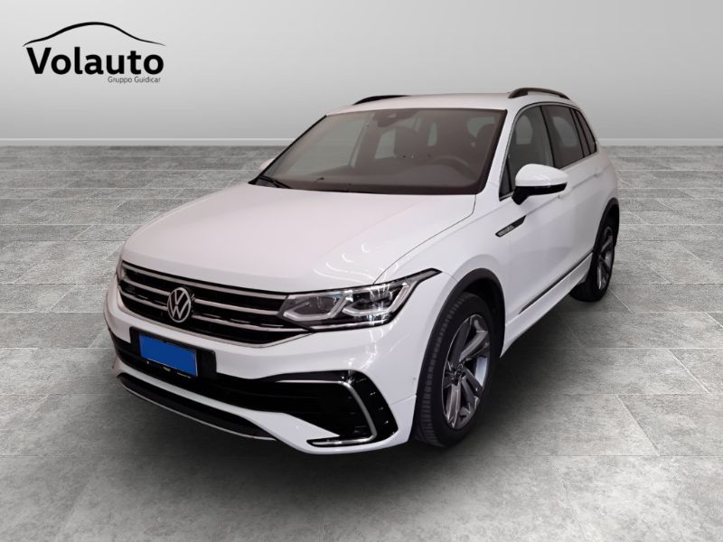 GuidiCar - VOLKSWAGEN Tiguan 2023 Tiguan 2.0 tdi scr R-Line 150cv dsg Usato