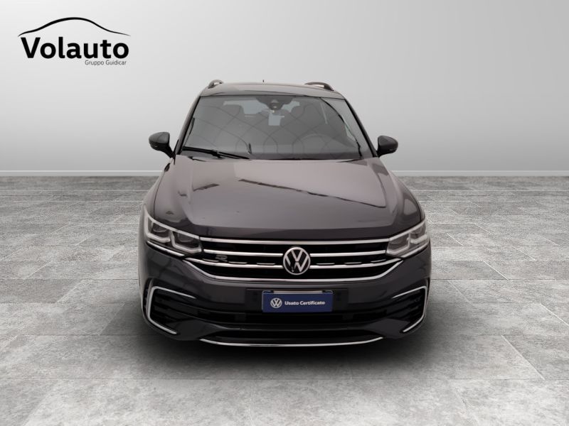 GuidiCar - VOLKSWAGEN Tiguan 2021 Tiguan 2.0 tdi scr R-Line 4motion 150cv dsg Usato