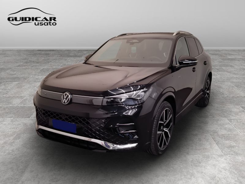 GuidiCar - VOLKSWAGEN Tiguan 2024 Tiguan 2.0 tdi R-Line dsg Aziendale