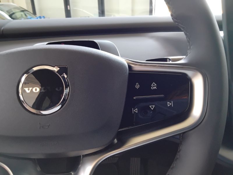 GuidiCar - VOLVO EX30 1 EX30 Single Motor Extended Range Core rwd Nuovo